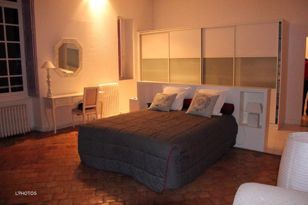 Logis Hotel Le Relais Louis XI Meung-sur-Loire Εξωτερικό φωτογραφία